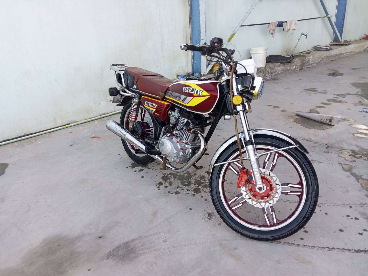 السلام عليكم دراجه ايرانيه موديل 24 دراجه كفاله عامه كل نقص ما بيها دراجه مكاني دراجه ديالى بعقوبه  سعر حلو مناسب هذا رقم الهاتف *********** هذا رقم الهاتف
