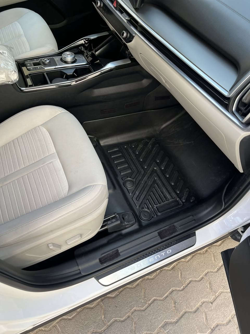 سورينتو 2024 رقم بصره ويل ٢٠ داشتو كفاله عامه ماشيه ٢٢ الف تحويل كير ماوس كشنات كهربائي باب خلفي كهربائي ***********
