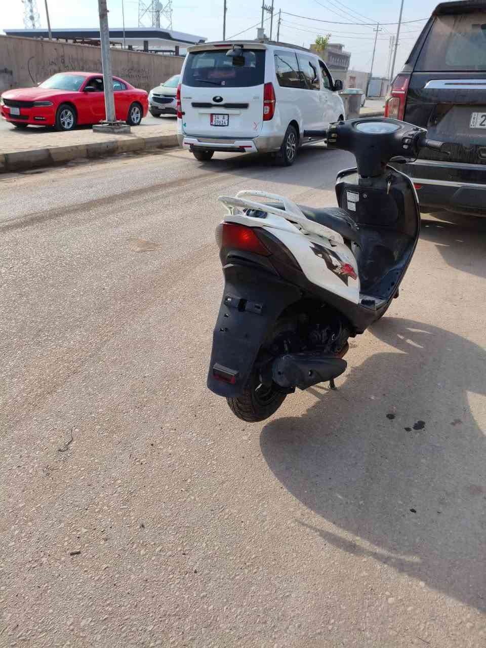 سلام عليكم دراجه ماكس ثعلب بلادي من طول لطول صارله اقل شهر ما مفتوح برقي بيهه سعر 775للفتفسار ***********
