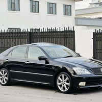 كراون • ٢٠٠٥ • جلد