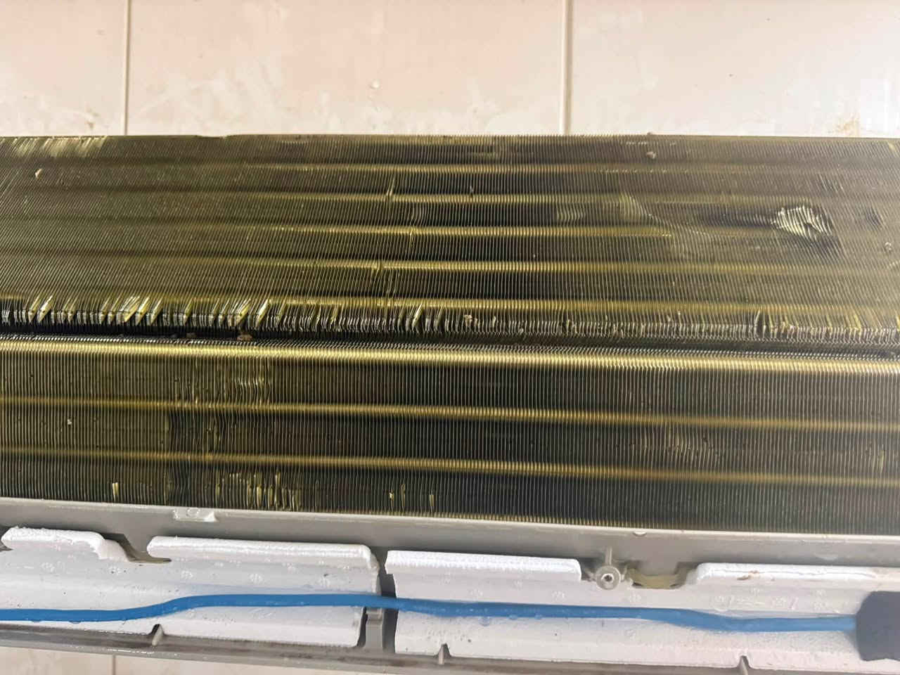 غسل وتنصيب جميع السبالت ونقل وفتح وفحص الغاز وشحن انواع الغازالغسل 15  الف والتنصيب 30  الف
***********
