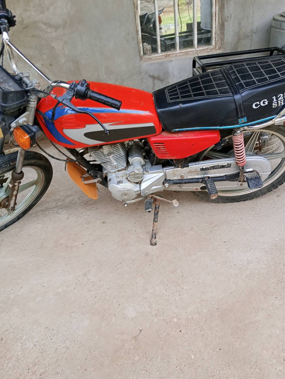 دراجه سافانه موديل 2019 كلك لبيع المكان صدور المشروع قريب عله الطاقه الكهربائيه السعر اتصل***********