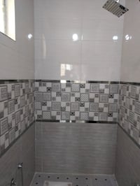 خلفه سيراميك عمل درجه اولى ٠٧٨٠١١٧١٢١٠