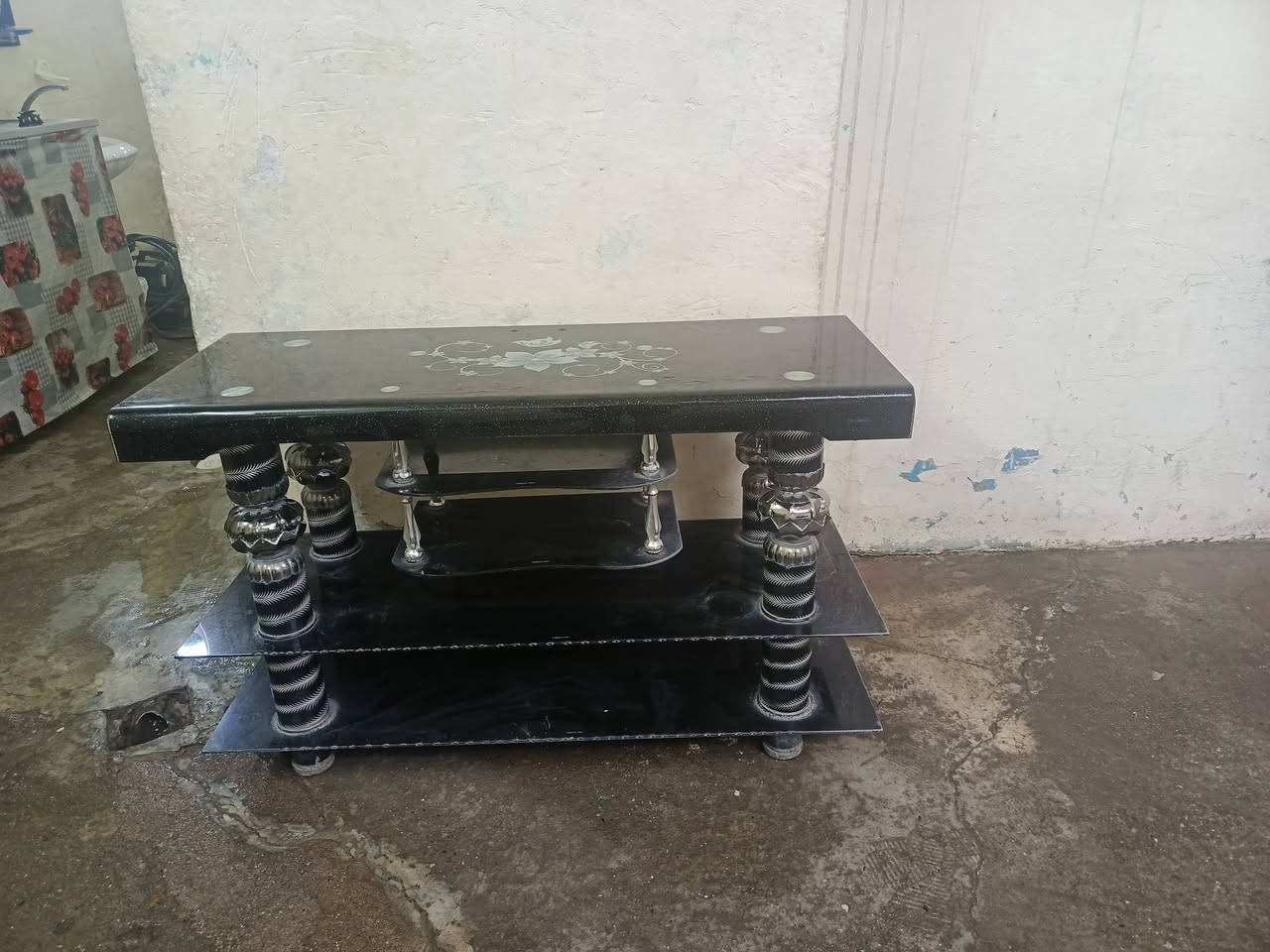 متاح ميز بلازما حجم كبير درجه اولى نظافه 100%
*********** خابر على هذا الرقم وتدلل مكاني الايمن
