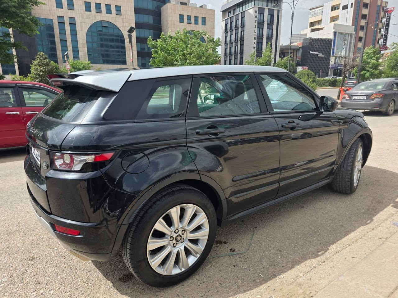 rangrover evouq 2014
قەپات مواسەفات هەموو گیانی بەشەرت سفری ئێرەیە بەس یەک دەرگای بۆیاخە ١٠٨ هەزار ڕۆشتوە  سەنەوی تازەیە  
نرخی 130   وەرەقە
ژمارە موبایل :*********** السليمانية, العراق
