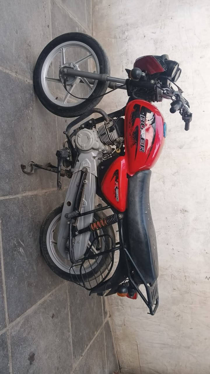 دراجه بوكسر كلاسك 2018
كامله شغاله  اوراق ضايعه 
ابيع كوم حديد اكفلك سرقه 
العنوان بغداد ‏‪0775 147 7085‬‏
