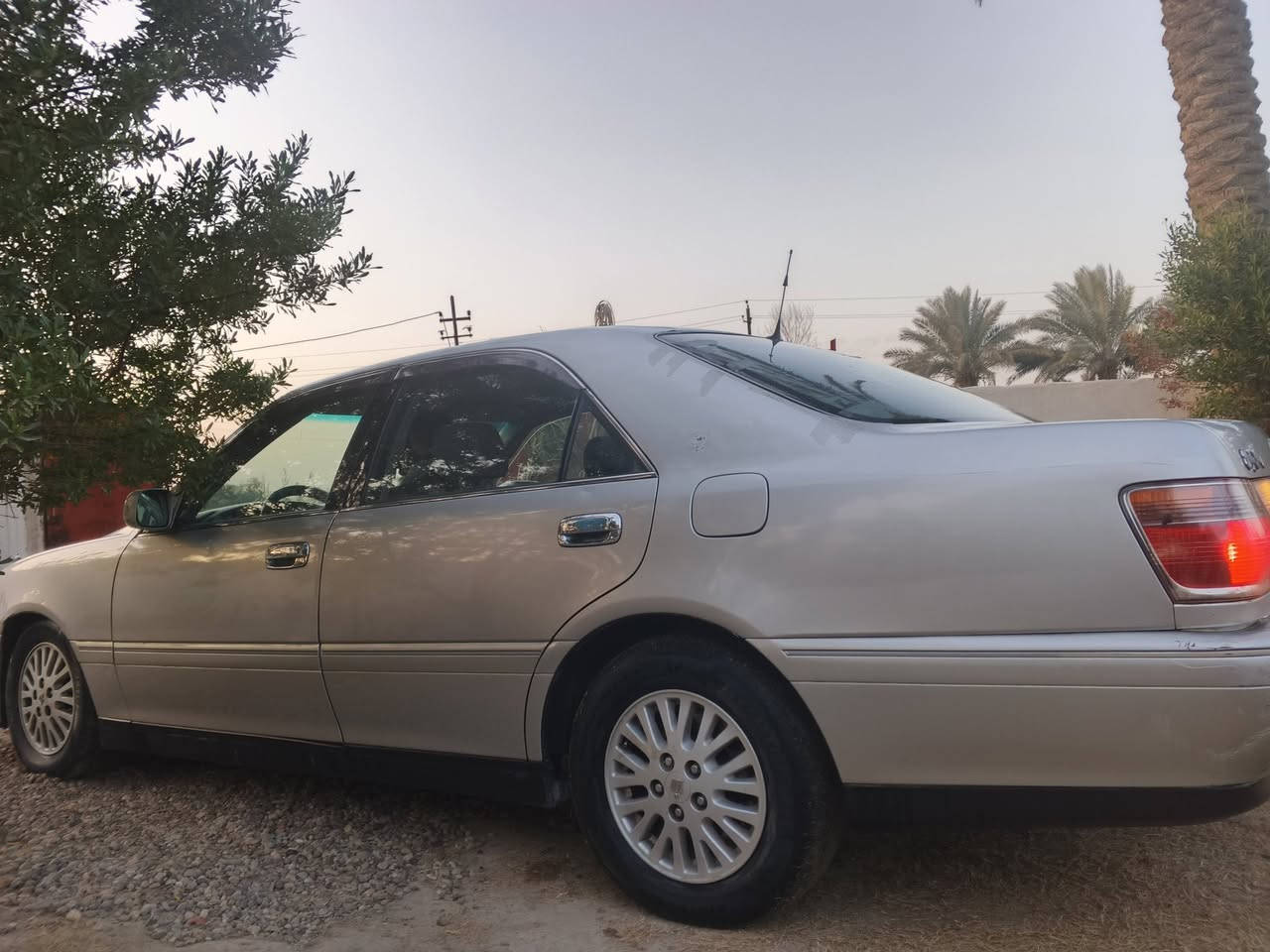 بـــــ 27 ورقه وقفل ب 25 قفل مكينه 3000 قبق اسود ادوات ‏‪0788 435 7001‬‏ مكاني بغداد
