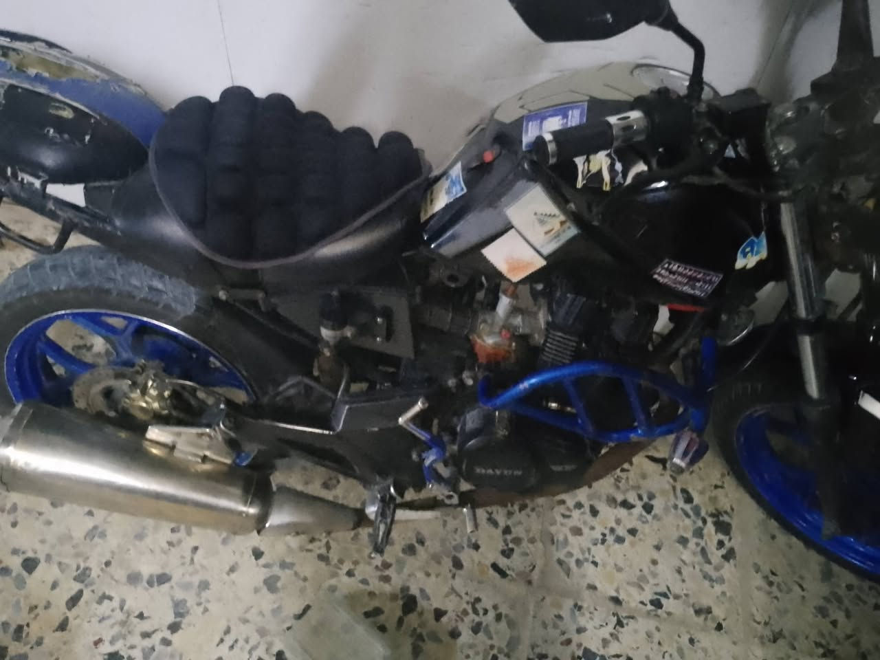 دراجه مال العب البيع 450


**إذا كنت صاحب هذا الإعلان وتريد حذفه لأي سبب، رجاءا أرسل رسالة إلى الدعم الفني**