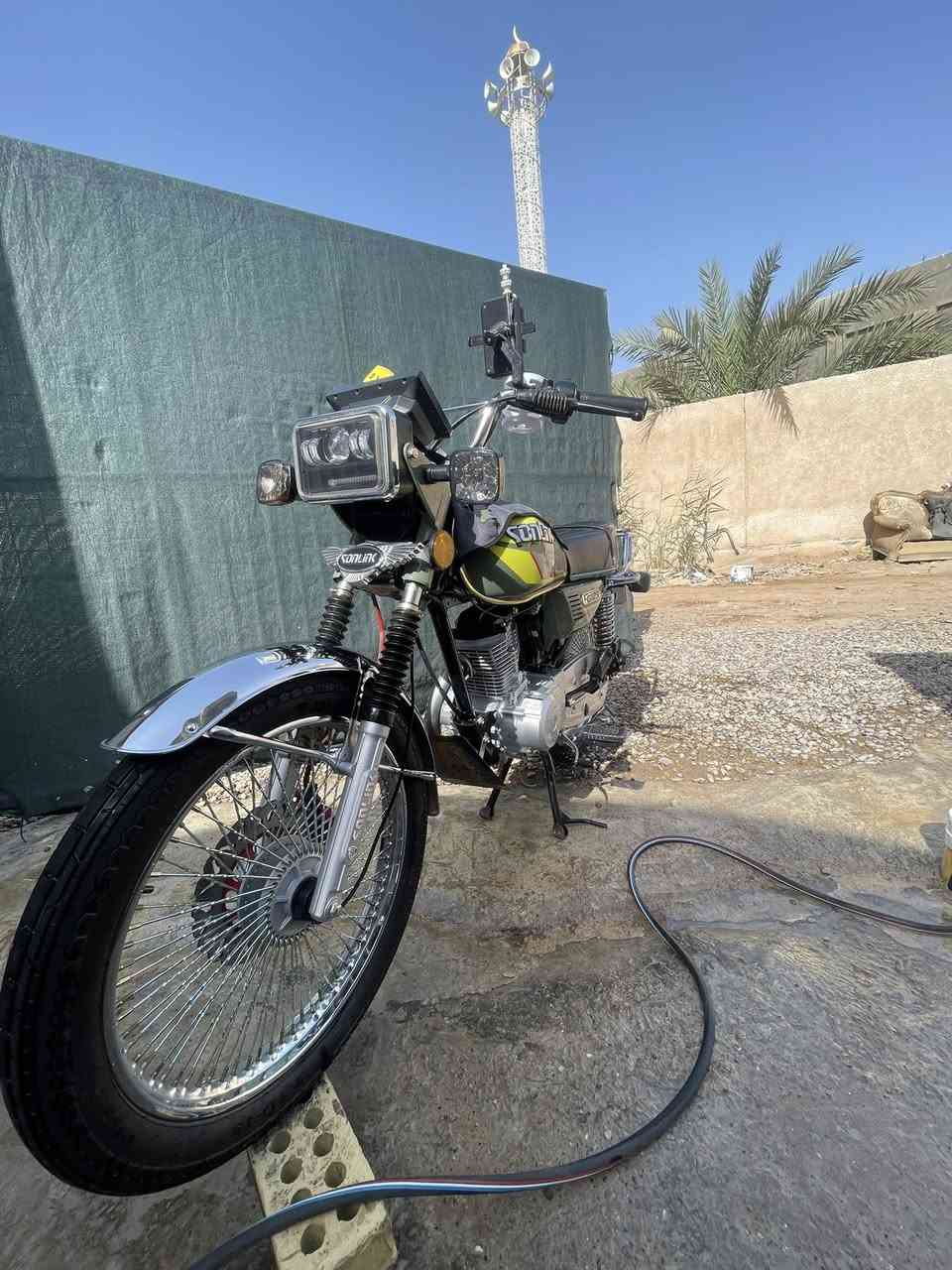 البيع موديل 25 اي نقص مابيها رقم تلفون ***********
