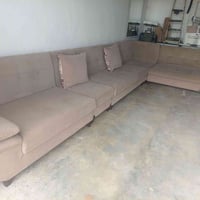 ديوان تركي بدون اي عيب سعر200 مكاني بيجي ٠٧٨٧٦٥٨١٠٠٠ ٠٧٧١١٦٥٧٩٧٣