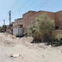 بيت بناء قديم منطقة الالف مساحة (110) ركن الواجهة (11 /10) رقم القطعة ...