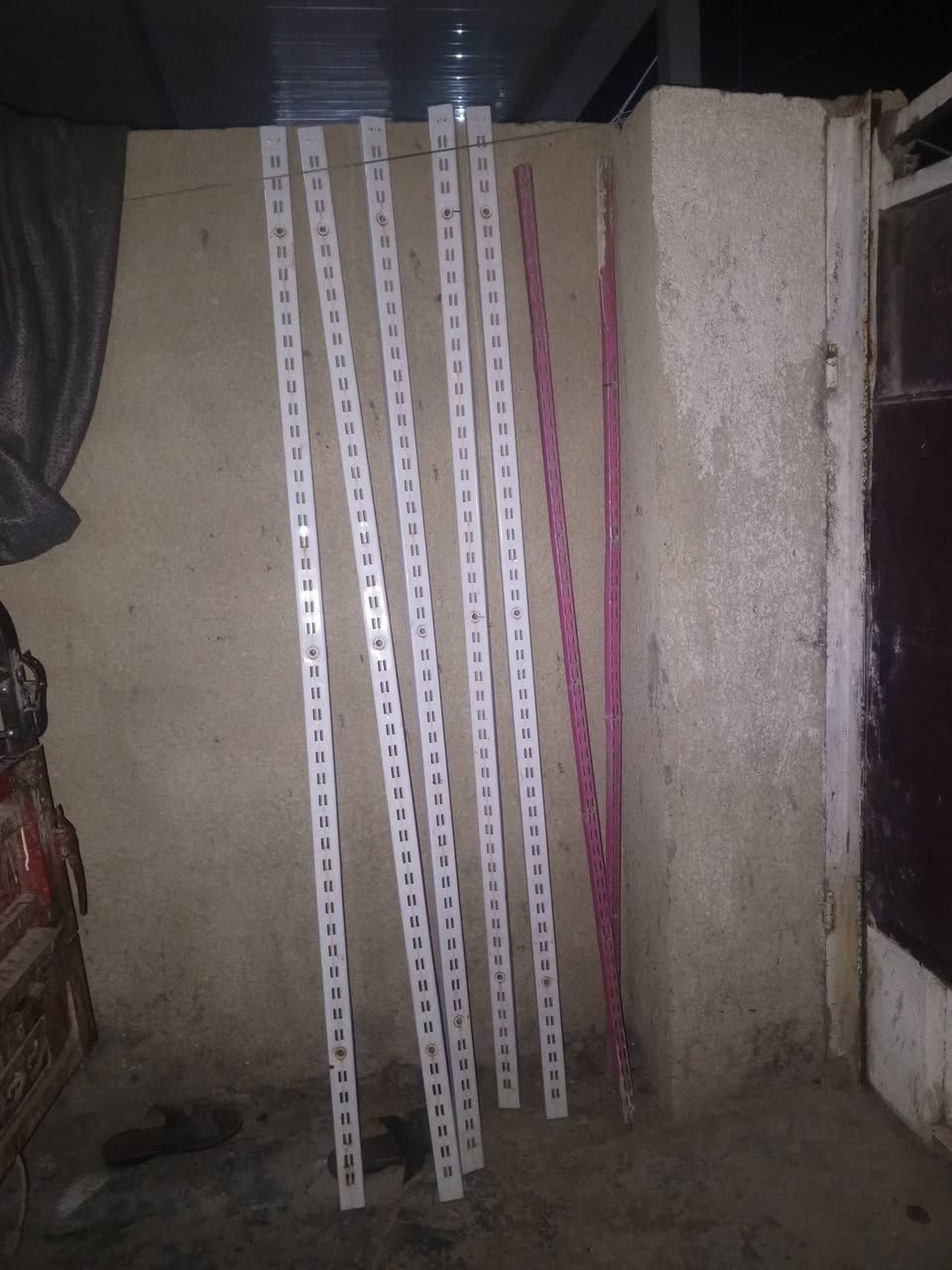 السلام عليكم رفوف البيع مال سواق العنوان بغداد الزعفرانيه السعر 75الف وبيع مجال ‏‏     ‪***********‬‏
