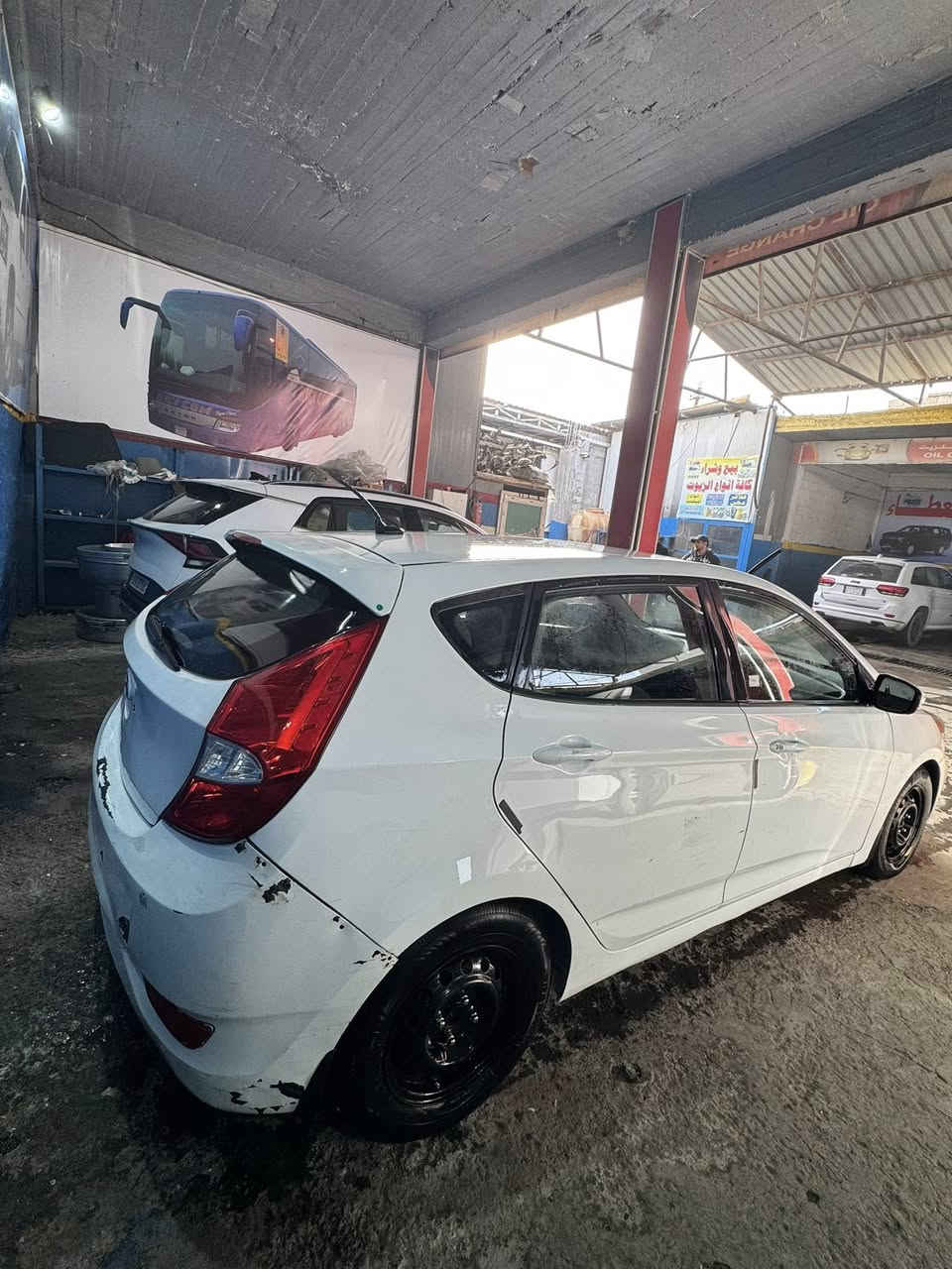 السلام عليكم
اكسنت 2014
رقم بغداد باسمي تحويل اي وقت
وارد امريكي بدون ايرباك صبغ باب السايق والباب الي خلف السكن وقبق جنطه
بغداد الدوره
السعر ٩٠ وبيها مجال 
***********
