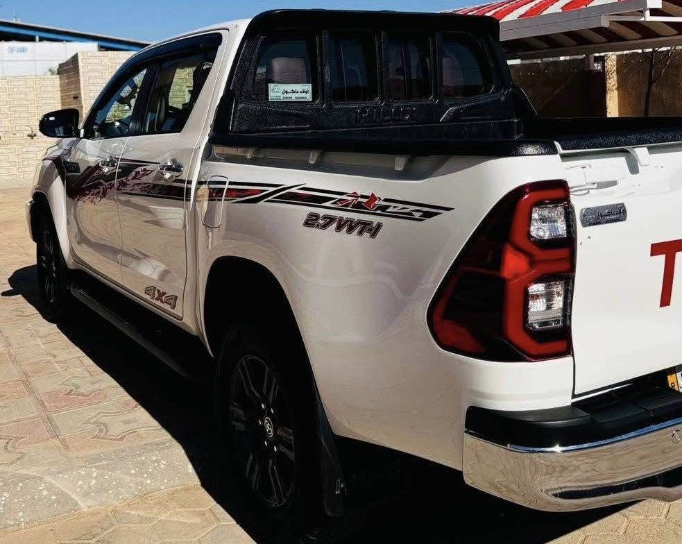 بيع مستعجل جداااا 

تويوتا هيلوكس 2024 خليجي 

مواصفات فول 1/1 

HILUX SRS 2024

ماشية 10 الاف 

السيارة ع وضع الشركة جديدة كلش كفالة عامة من كلشي  شرط الفحص وبعدهة بالنايلون وريحة الشركة  

الشراي يتصل وبالخدمة 

‭***********‬

‭***********‬
