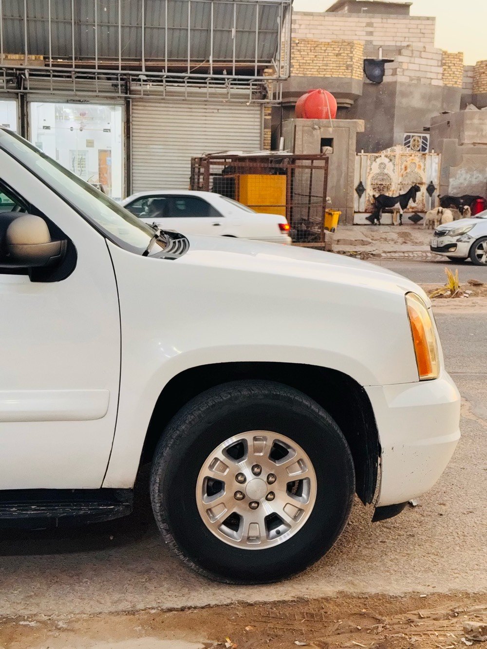 GMC 2008

ب اسمي تحويل ثاني يوم 

صبغ ابواب الامامي صبغ ارباع ابواب الخلفي 

مكاني بصرة
***********