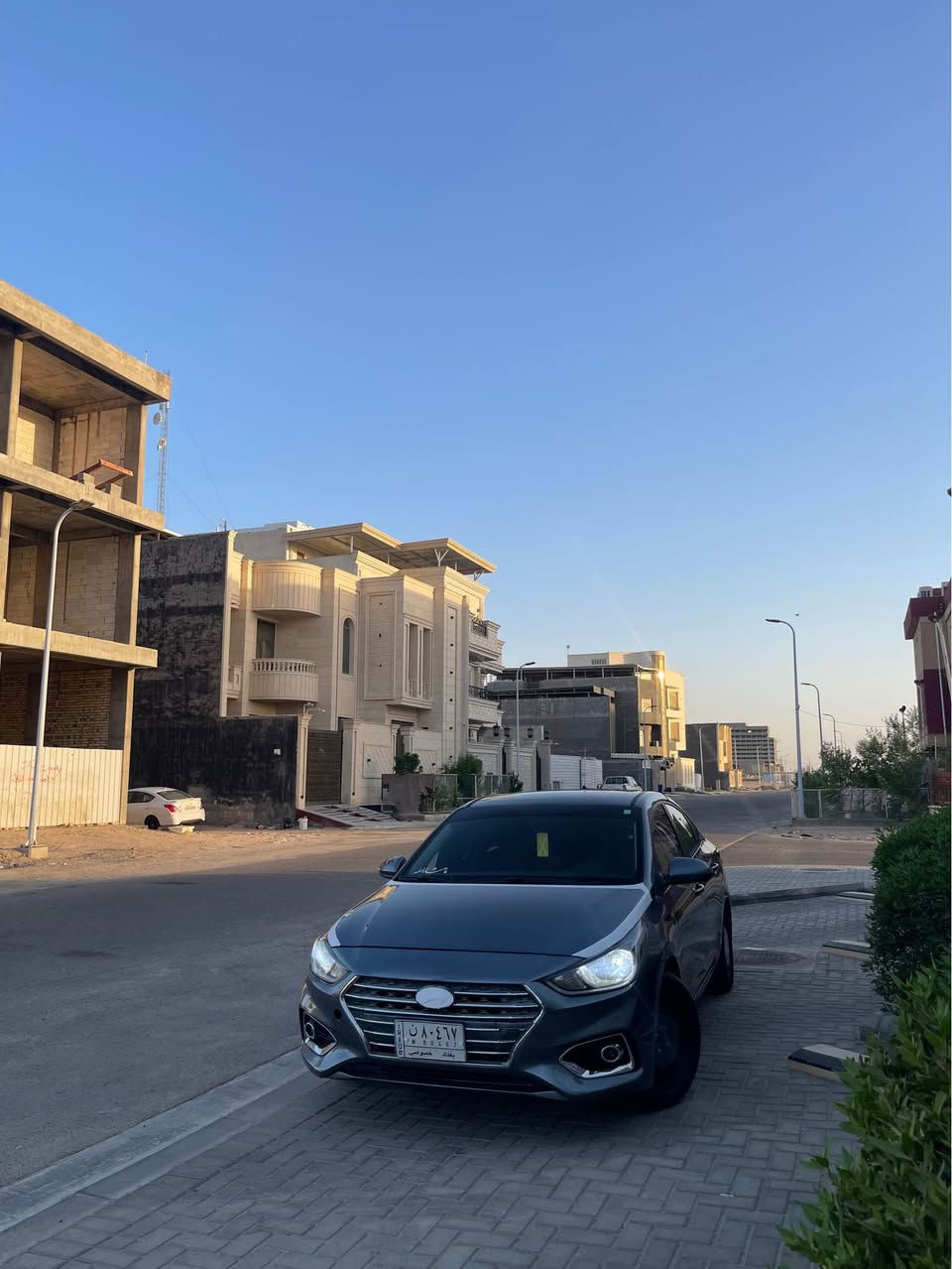 يالله السلام عليكم للبيع اكسنت مديل 2019 وارد امريكي حادثه من امريكا بس دعاميه فقط وبالعراق صار بيهه بارد ع كد شبر بطرف البنيد باقي السياره كفاله رقم بغداد راعيهه بالبصره ماشيه 85 مكينه مامفتوحه جديده سبيرها مانازل مال جناي مامتعوبه تبريد حداده طخم تاير كله ع وضع الشركه شاشه كامره دواره تحكم استرين جهتين مثبت سرعه سبورت لايت زنون كلش حلوه السياره وجاهزه الف ماتصرف عليهه سعرها 108 وهاذه رقم راعيهه مكان السياره البصره *********** البصرة, العراق
