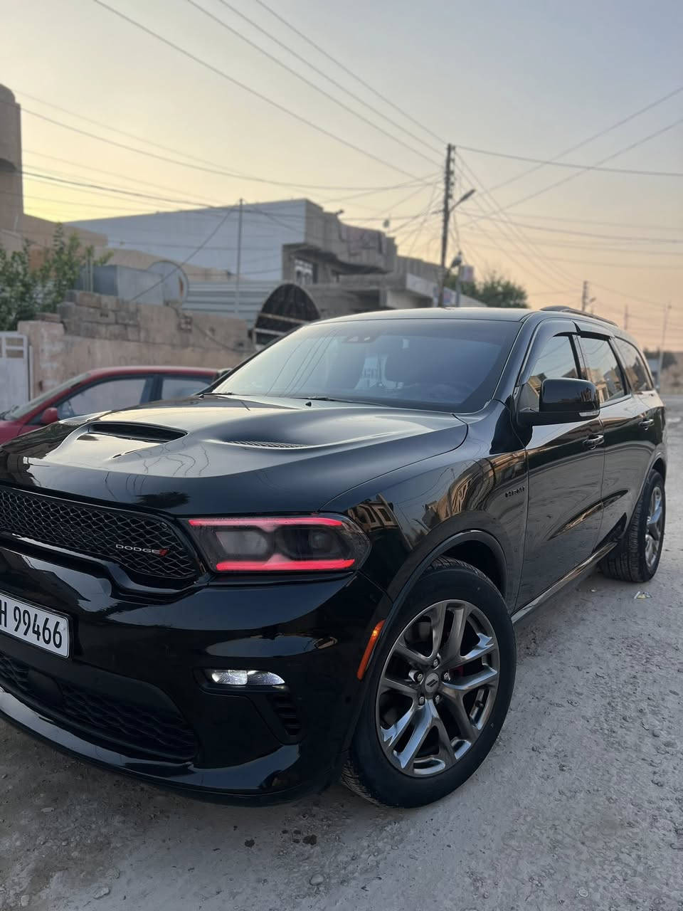 سلام عليكم دورنكو R/T 
موديل ٢٠٢٢ 
سياره ماناقصه اي شي  جديده 
وماشيه ٢٧ الالف ميل 
سياره عليه ويلات srt

سياره حادث بنيد فقط وجاملغ مصبوغ 
وجبلته باب بلاد اثر شخوط باب مال شركه ونفس التسلسل 
حته سونار مايطلع 
لمعرفه سعر السياره 
الاتصال :***********
