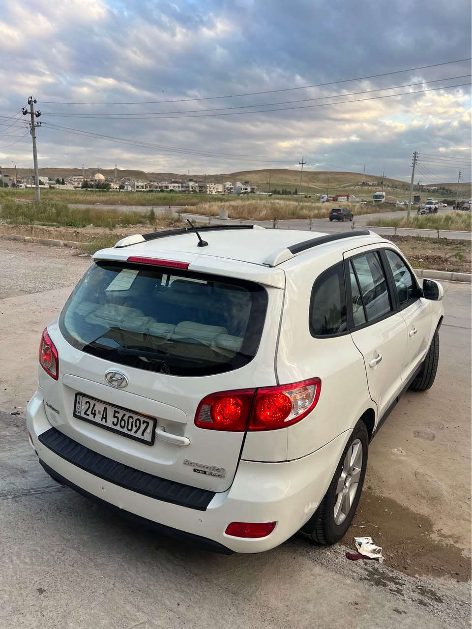هونداي سنتافي ٢٠١٠ خليجي فول مواصفات سلايد شاشة كاميرة تحكمات كير محرك تبريد شرط محرك v6  رقم دهوك سنوية جديد سيارة عام صبغ مكلوب بدون دواخل بدون شواصي✔️سعر بلاش ٩٧ورقة عليها غرامة ٥ ورقة يعني ٩٢ ورقة صافي عنوان دهوك قضاء بردرش *********** اكر, نينوى
