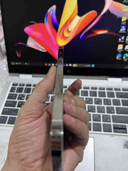 13 برو ماكس 
ذاكره 128 
نموذج M تك سيم 
بطاريه 97 
شرط ما مفتوح 
نظافه 99‎%‎ 
سعر الجهاز 650 
شراي خاص او اتصل 
*********** 
***********
