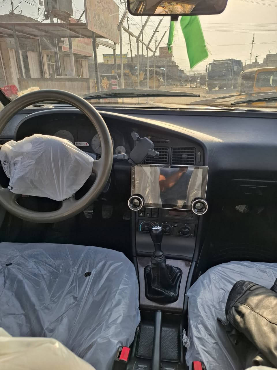 السلام عليكم بيجو بارص موديل 2015 كير ومحرك مكفول من تبخير صدر جديد امامي خلفي تبريد على سويج وسياره خير من الله سعر 46 ورقة وبيهه مجال بسيط للطيبين مكاني بغداد حي اؤر   ***********
