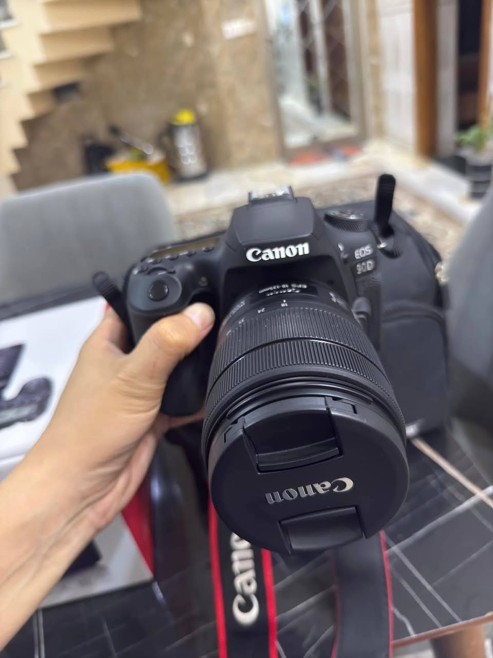 سلام عليكم كانون 90D ستخدم شخصي  للبيع
مكاني كربلاء  ***********
