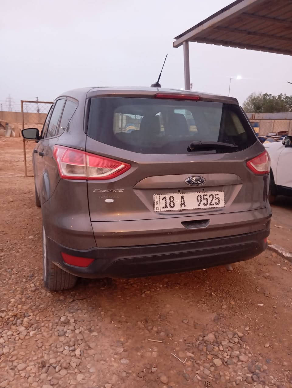فورت امريكي
موديل 13لبيع 
السعر 110وبيه مجال
الاستفسارالاتصال على رقم الهاتف  *********** 
الديوانية الحمزة الشرقي
