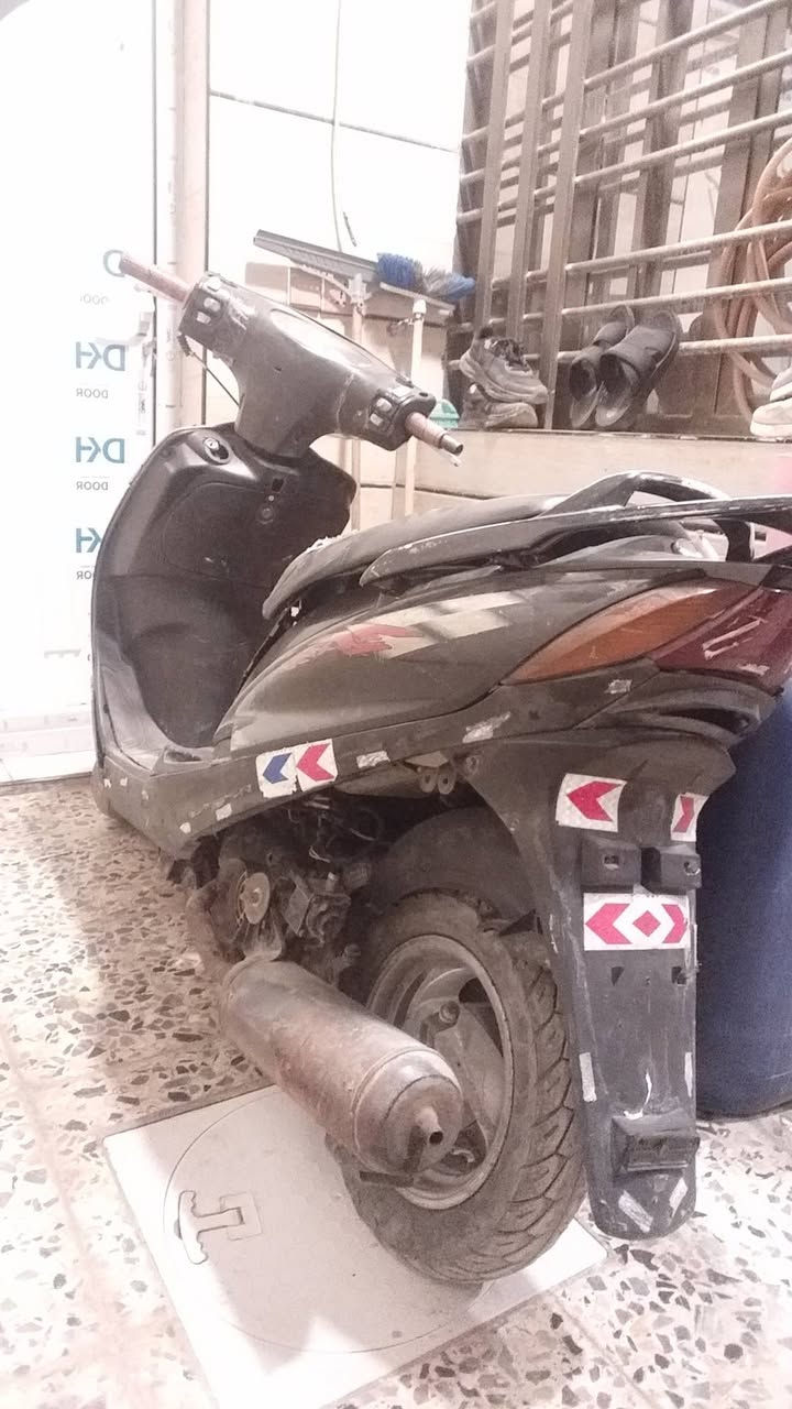 ماكس ١٤٠ لا بكن ولا شي فقط تجفيت   كامل دراجه  مالي خلك  اجفت  سعر  ٩٠ الف قفل     االمكان غزاليه شاري يتصل  ***********
