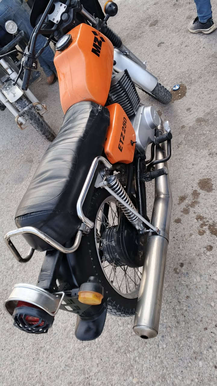 سلام عليكم درجة للبيع مكان واسط عزيزيه لحيم بس بلخشم فقط ،***********  عله فتح مكينه كص 150
