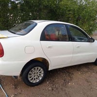 لانوس • 2000 • رقم واسط