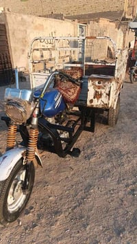 ستوتة لبيع سعر ٨٠٠ فيها مجال 07729310319