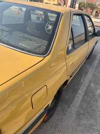 بيجو بارص موديل 2015  السياره بيها بس هاي الطخه مثل ما وضحة كدامك بلصو...