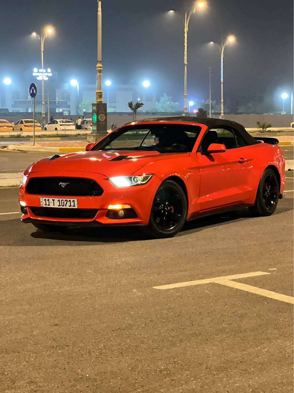 موستنك 2016 
6 سلندر 
رقم بغداد مميز 10711
ماشيه 80 ميل 
السياره جديده بمعنى الكلمه و كلشي بيهه ع البلاد
بدون تفريغ حجراتهه بيهه يعني انسه صرف البانزين
ادامه كامله عليهه من حداديه و منضومة احتراق
بيهه بس جاملغ كلير و جاملغ مصبوغ و البنيد محدث البلادي موجود بدون دواخل بدون شواصي 

مكان السياره كربلاء 
بيع او مراوس حسب القناعه 
0 77 190 33 77 3 كربلاء, العراق
