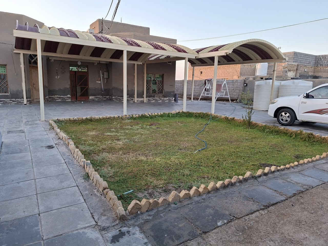 إعلان ……….. ٨٥

للبيع بيت زراعي

مساحة ١٠٠٠م الف متر شارع خاص بالبيت حصرآ وقرار كامل تبليط 

واجها ٢٥م ونزال ٤٠م تبعد عن الشارع العام ٧٠م فقط

موقع تجاري وأستراتيجي

العنوان خلف معلق قطار ال معالي طريق مصفى النفط 

على شارع عام السايدين 

وجميع الخدمات متوفرة 

السعر الكلي 85 مليون

للاستفسار أتصال على الرقم

***********
