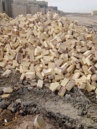 يوجد طابوق الاصلاح قالب ولون وركن بيها زياده 250 السعر 400 07844964331