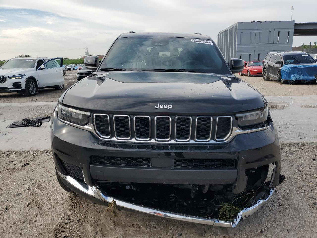 جيب شيروكي لاريدو  سبعه راكب موديل 2024موعد الوصول شهر 3السعر 230 واصل للميناء
الاستفسار الاتصال على الرقم ***********
العنوان الديوانيه
