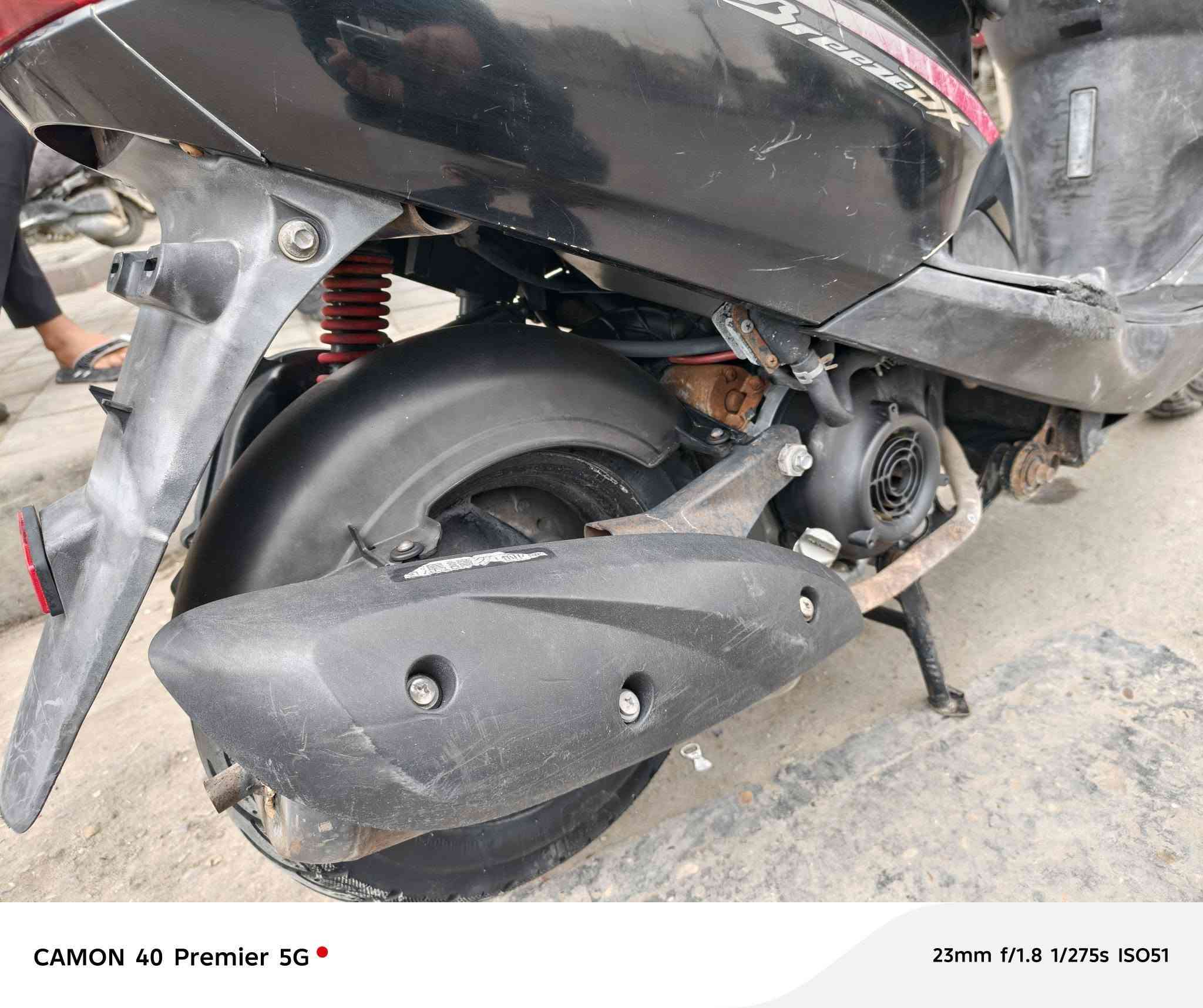 السلام عليكم، دراجه بريز مال رمبةمكفوله كفاله عامه السعر 800 الرقم    ***********
