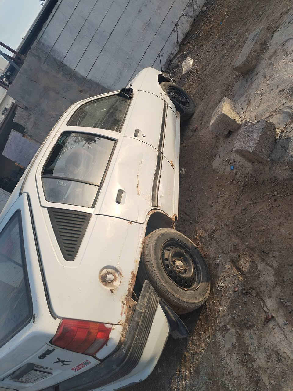 للبيع كلها شرط السعر 14ورقه وبيها مجال ***********
