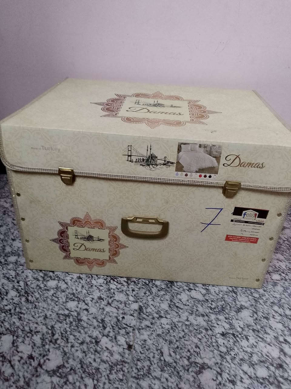 غراض زايدة عن الحاجة وعلى الفحص مكاني بغداد الدورة شارع الزيتون
 البايسكل ب45 الف مابيه اي تقص 
 الكاروك 40الف  
الكاوية الخضراء 15الف 
الكاوية الصفراء 5الف استخدام منزلي
 الكوسرة نضيفه جدا 20 الف 
النزلة نوعية ممتازة  نضيفه جدا جدا 50 الف 
 رقمي ***********
