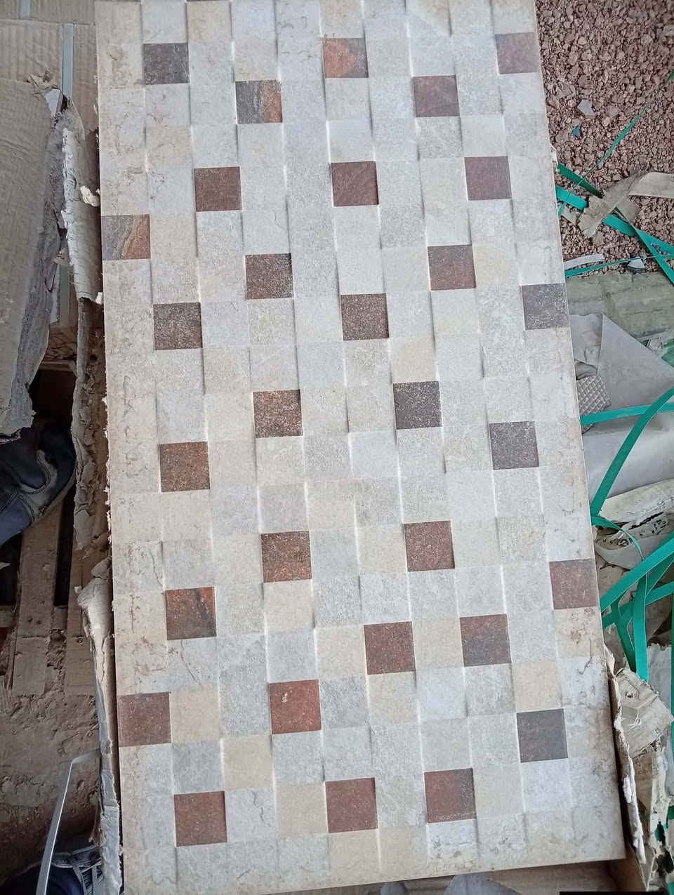 السلام عليكم
سيراميك للبيع تصفية مخازن
هندي وايطالي درجة اولى قياس 60*30
سعر المتر 3 آلاف
ويوجد أيضاً لوح 120*60 وباية ومراية ومرمر


**إذا كنت صاحب هذا الإعلان وتريد حذفه لأي سبب، رجاءا أرسل رسالة إلى الدعم الفني**