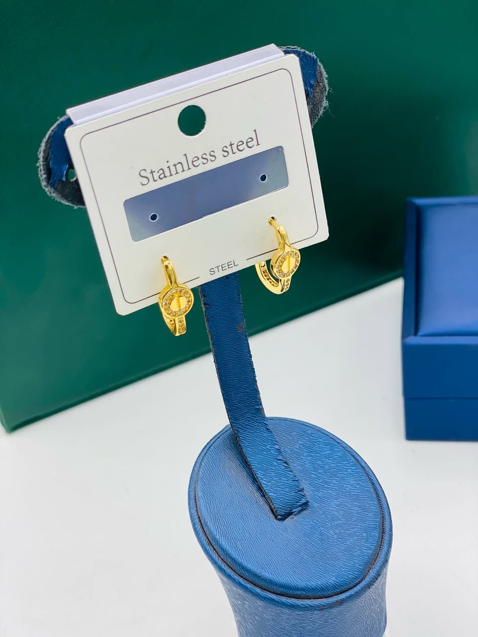 تراجي حلق ✨
اختاري لمستك الخاصة مع أجمل موديلات التراجي 💛
أناقة ناعمة أو فخامة ملفتة… كلها متوفرة 👌
💎 موديلات ترند:
• حلق ناعم يومي ✨
• حلق دائري (هوب) 🔥
• حلق بزركون لامع 💎
• حلق طويل للسهرات 👑
• حلق أشكال ناعمة (قلب / نجمة) 💫
✔️ خفيفة ومريحة باللبس
✔️ تناسب كل الإطلالات
✔️ ترند وبأسعار حلوة
📩 للحجز راسل الصفحة
🚚 توصيل لكل المحافظات
#تراجي #حلق #اكسسوارات #ترند #اكسبلور


**إذا كنت صاحب هذا الإعلان وتريد حذفه لأي سبب، رجاءا أرسل رسالة إلى الدعم الفني**