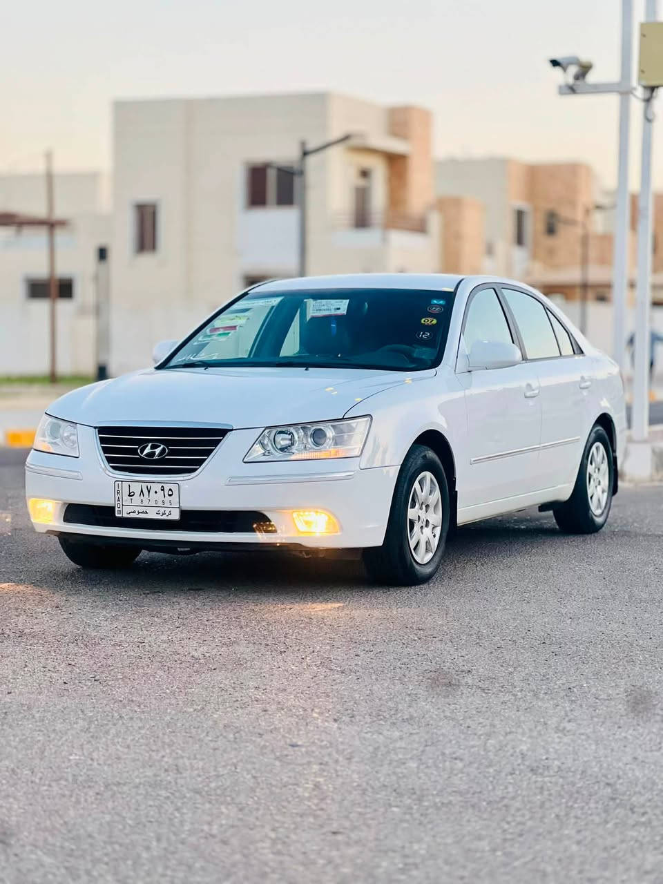 السلام عليكم
سوناتا خليجي محرك 2400
موديل 2009 ابيض ثلجي 
رقم كركوك مشروع وطني 
السنويه وهزه جديد ال 2028

(السياره صبغ قطعتين + وشويه بدون دواخل بدون ضربه صبغ جماليه )
الباقي مكفول عامه 
ماشيه 180 
محرك 2400 مامفتوح بلشرط
كهربايات كلها شغاله
صدر امامي شاده جديد 
صدر خلفي شاده  جديد
كامره خلفيه
حساسات خلفيه
تبريد ثلج ❄️
تدفئه نار🔥
كهربائيات كلها شغاله 
سنتر لك 
ويل شركه بلاد 
 بلاتوث
دوشمه جديده 
داخلها جديد 
السياره بعدها على وضع الشركه 
السياره فول نضافه   
ترايها صفرر وأحله من الصور 
(السعر  105) بيها مجال 
مكاني تكريت
***********
