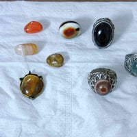 أحجار مع 3 خواتم بيعه وحده قيم بالي يرضي الله  07714793410 واتساب