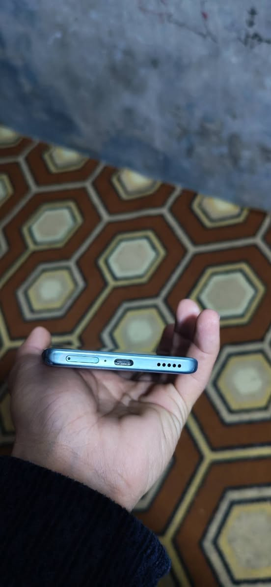 السلام عليكم
هونر X9c ذاكرة 256 الرام 12 جهاز فول نظافة ويا كارتونه وشاحنه مكفول من كلشي فقط فطر بالكلاسه مثل الشعرايه ما مبين جنه شخط موضح بالصور للبيع السعر 250 وبي مجال بسيط  مكاني بغداد حي اور


**إذا كنت صاحب هذا الإعلان وتريد حذفه لأي سبب، رجاءا أرسل رسالة إلى الدعم الفني**