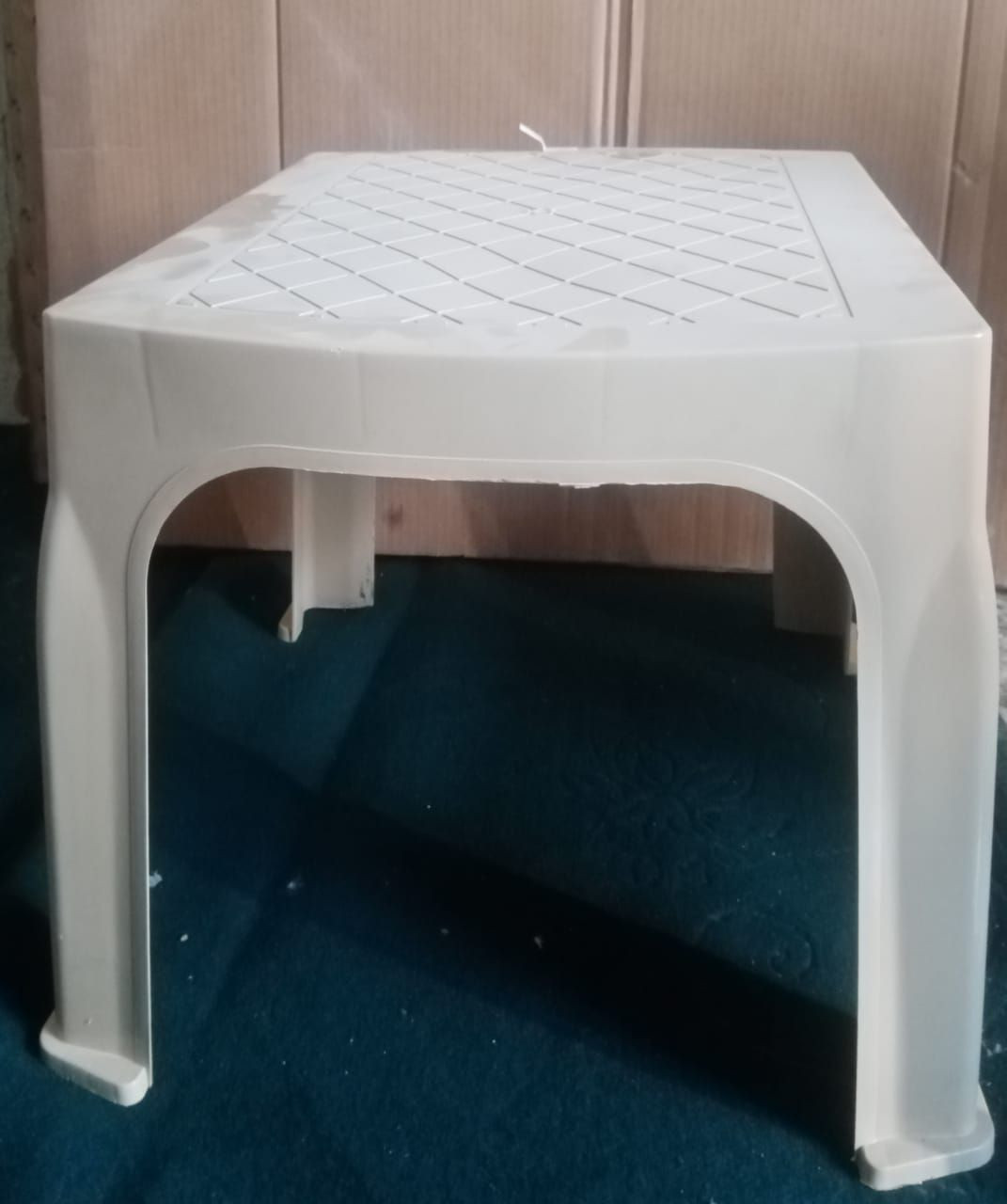 توجد. لدينا كراسي طبلات حاويات باسعار 
الجمله الي يحب يعرف الاسعار يتفضل خاص


**إذا كنت صاحب هذا الإعلان وتريد حذفه لأي سبب، رجاءا أرسل رسالة إلى الدعم الفني**