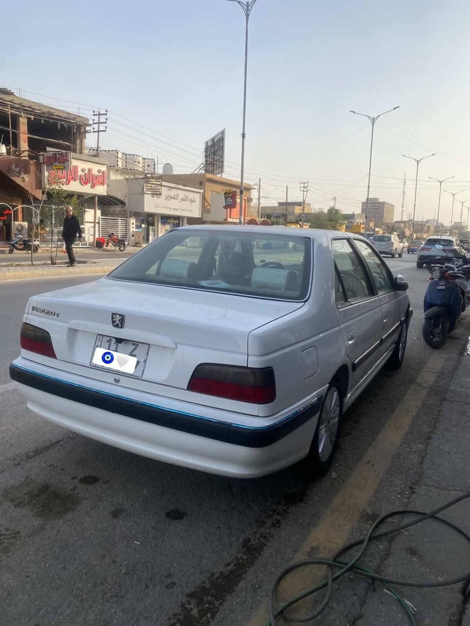 السلام عليكم بيجو بارس موديل 25  ماشيه 45 حره تحويل ثاني يوم بيه بارد بل بنيد مدوشمه دوشمه عامه السعر 82 وبيه مجال بسيط العنوان واسط الكوت الرقم *********** غير متواجد عل نت
