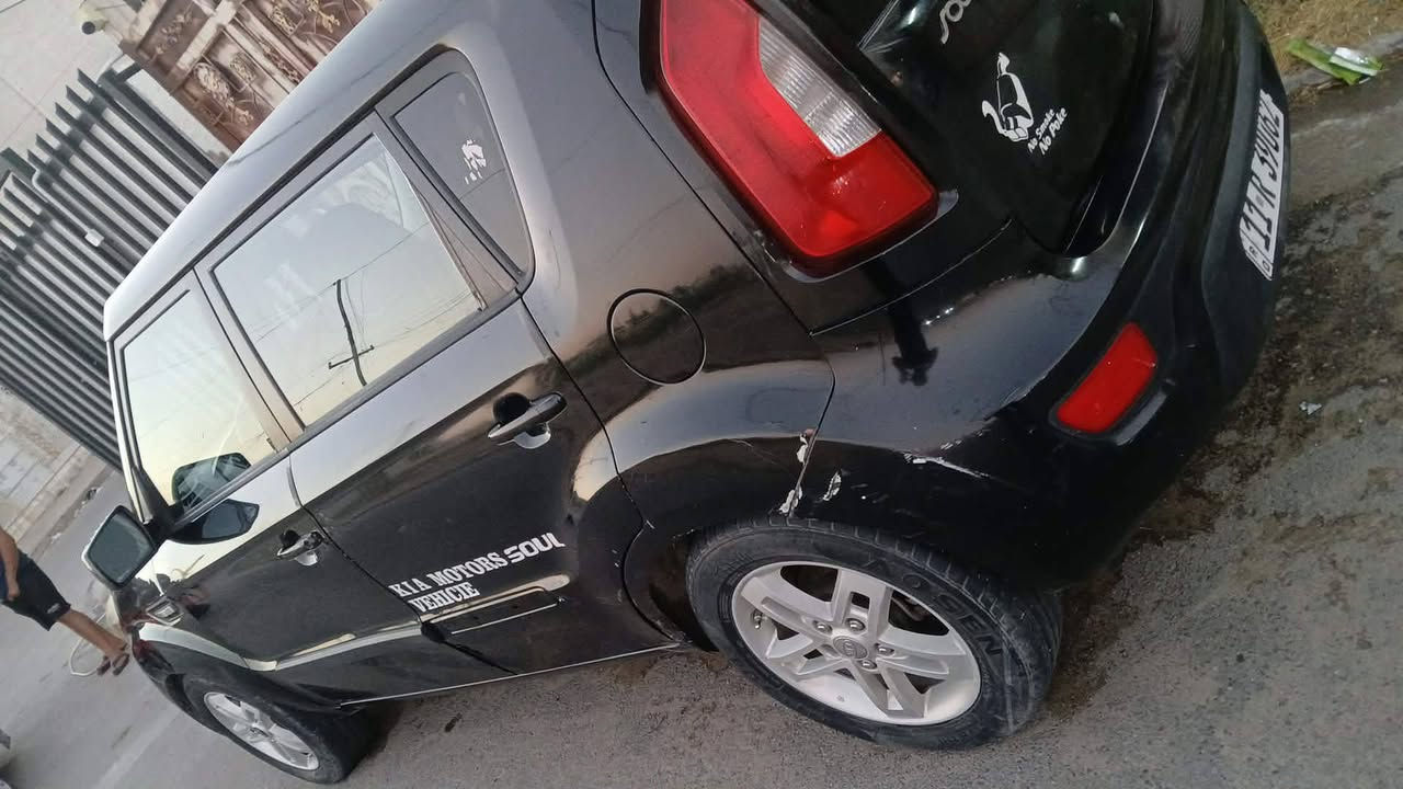 كيا صول ٢٠١٣ محرك ١٦٠٠ gdi رقم بغداد دولي محرك كير بحاله جيده تبريد شغال بيها ملاحضات بسيطه بالكشر سونار مرفق مع الصور 
السعر ٧٨ وبيها مجال بسيط
مكاني الغزاليه للاستفسار *********** بي واتساب
