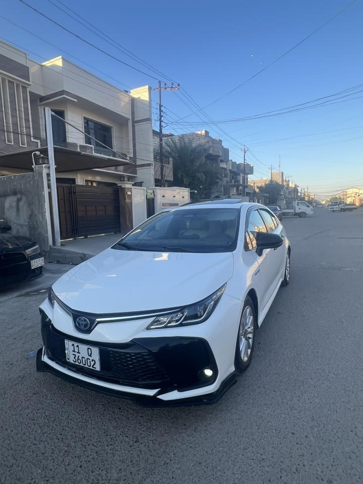 السلام عليكم
للبيع كورلا 2024 
فول موصفات هايبرد 
مكفوله كفاله عامه ماعنده رصعه خفيفه بلباب 
رقم بغداد بسمي تحويل ثاني يوم 
عليها دوشمه داخل سياره كامله  مال ساز اصلي 
 وعليها عازل حراري
وكماليات سيارات امرايات باتمان مطرايات وسبايدر لحيه 
 يدات 
المكان شهداء البياع   الرقم الهاتف ***********
