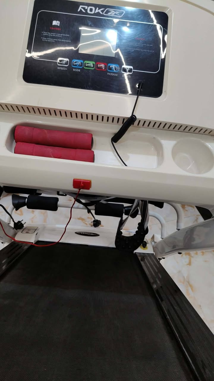 سلام عليكم جهاز جري حجم كبير يتحمل وزن 120 كيلو مع كافه ملحقاتو وهزاز بطن النضافه 90 بالميه السعر 400 الف
التواصل خاص


**إذا كنت صاحب هذا الإعلان وتريد حذفه لأي سبب، رجاءا أرسل رسالة إلى الدعم الفني**