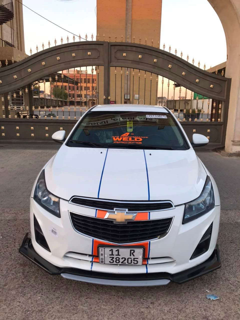 السلام عليكم للبيع فقط شوفرليت كروز ٢٠١٣ رقم بغداد انكليزي الجديد كير اوتوماتيك ٦ نمر تبريد ثلج تخم تاير جديد صدر خلفي امامي بل باكيت بحيث ما تسمع اي صوت بل سياره كلش ناعمه ويل كب كروم تحكم ستيرن اناره LED عالي وناصي صندوق بصمه داخل لونين وبعد هواي بيها مواصفات السياره وارد امريكي بيا من أميركا جاملغات اماميه صبغ نفسهن بدون تبديل وبل عراق قبق الجطه وهلال الجاملغ الخلفي اخوان هي بيها صبغ ٤ قطع امي ابيع احزام حته ميصير مفاشل للعلم السياره ايدي بيها ومعتني بيها كلش شاهد الله وبل عافيه ع الياخذها السعر ٧٤ مكاني بغداد وهذا رقمي*********** بغداد, العراق
