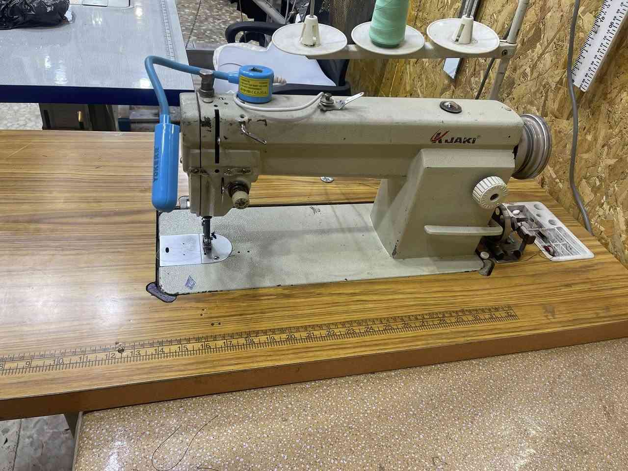 مكينه صناعي شغاله تخيط كل انواع الاقمشه السعر على رقم الوتساب ***********
